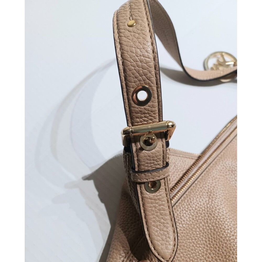 Michael Kors Lea Tan Pebble Leather Boho Shoulder Bag 2 Zipper Compartments - Picture 12 of 12